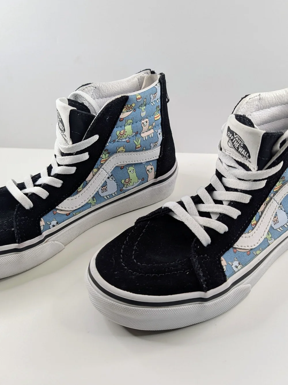 Vans Sk8-Hi Zip Kids Llama Print High Top Skate Shoes Black Blue Size 2